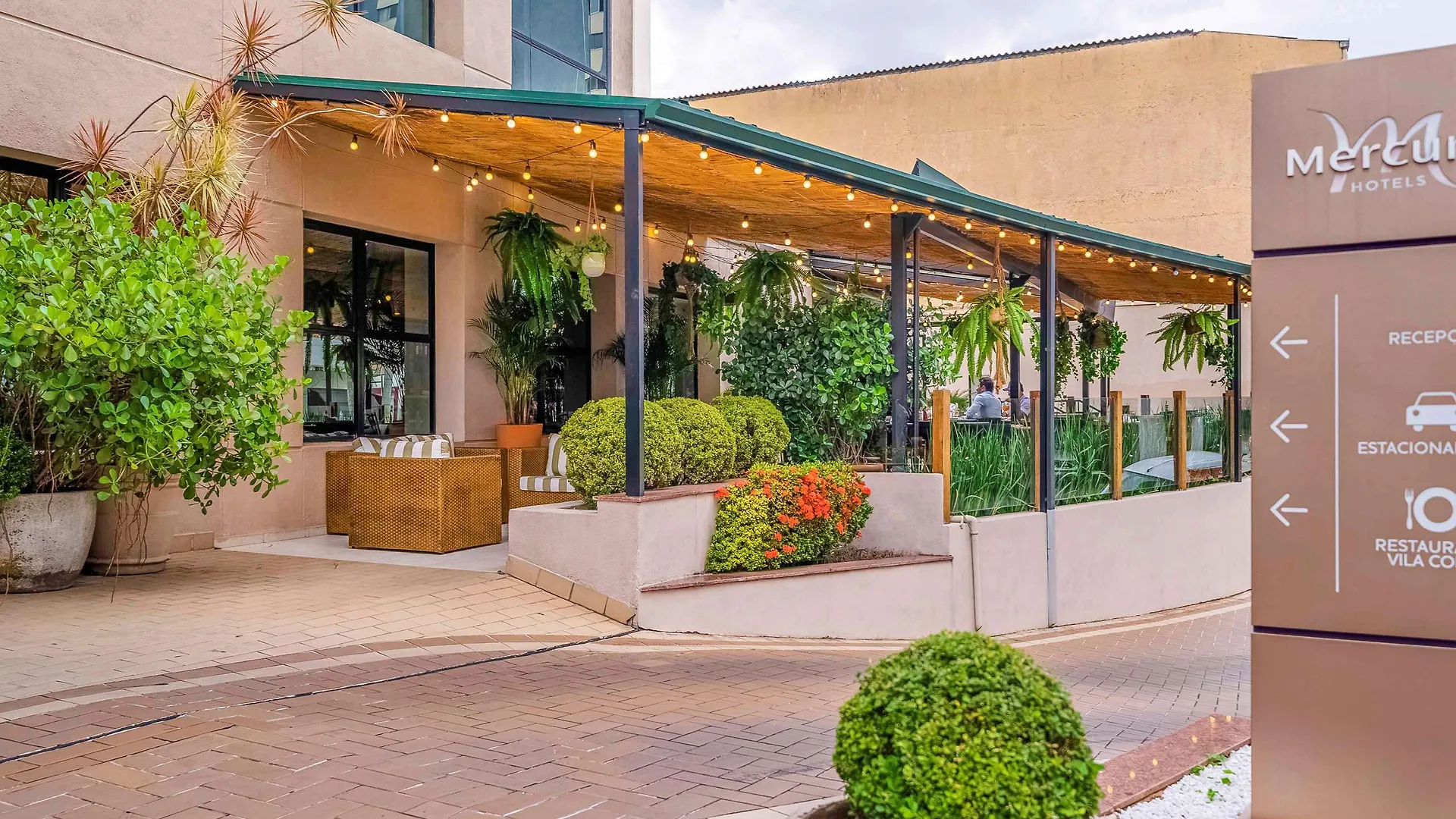 Mercure Sao Paulo Ibirapuera Privilege Hotel