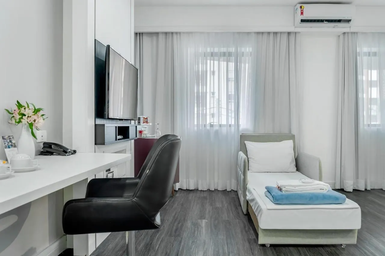 Mercure Sao Paulo Ibirapuera Privilege 4*,